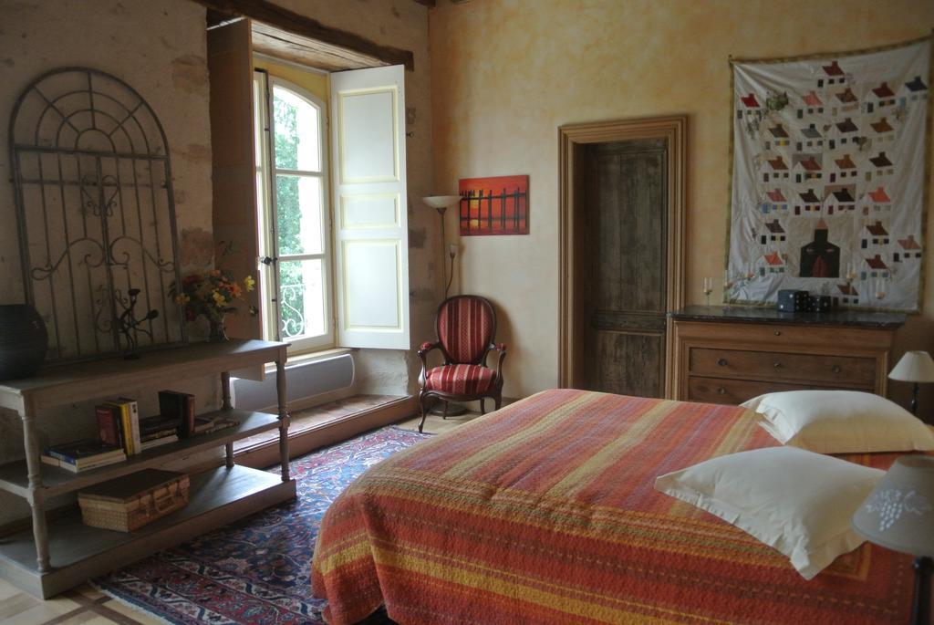 Le Chateau De Mon Pere Bed & Breakfast Villiers-aux-Corneilles Ruang foto