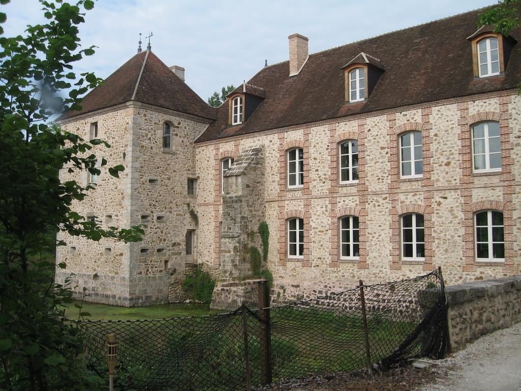 Le Chateau De Mon Pere Bed & Breakfast Villiers-aux-Corneilles Ruang foto